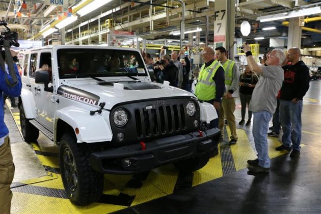 Letzter Jeep Wrangler (JK) rollte im FCA US Werk Toledo ...